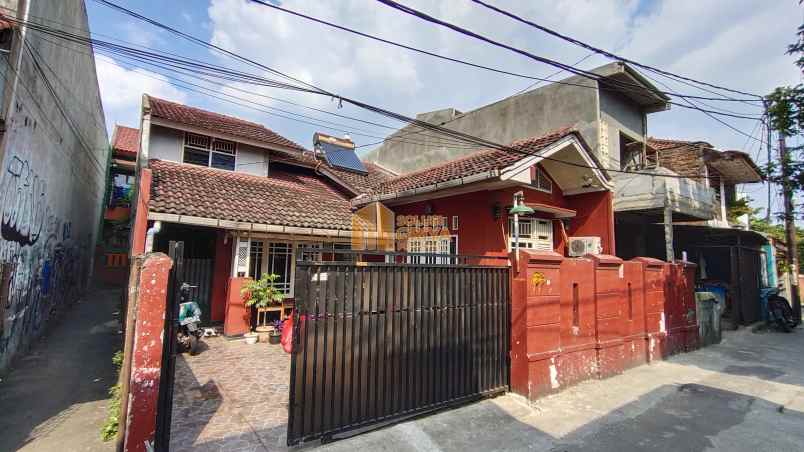 dijual rumah jl h muhyi masuk dari jl