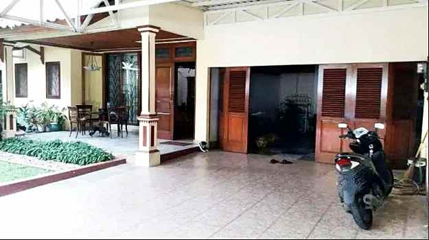 dijual rumah jl haji abu cipete