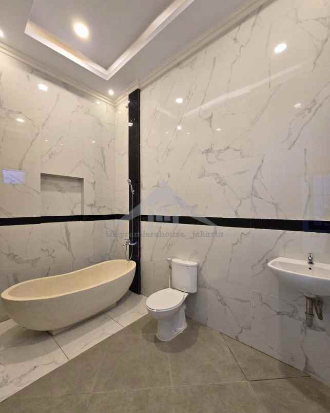 dijual rumah jl kahfi 2 jagakarsa