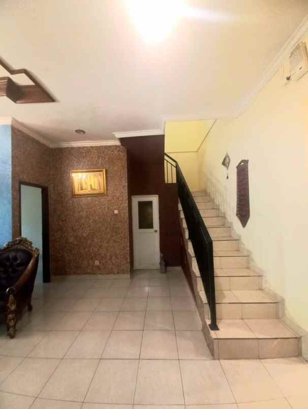 dijual rumah jl kemang raya