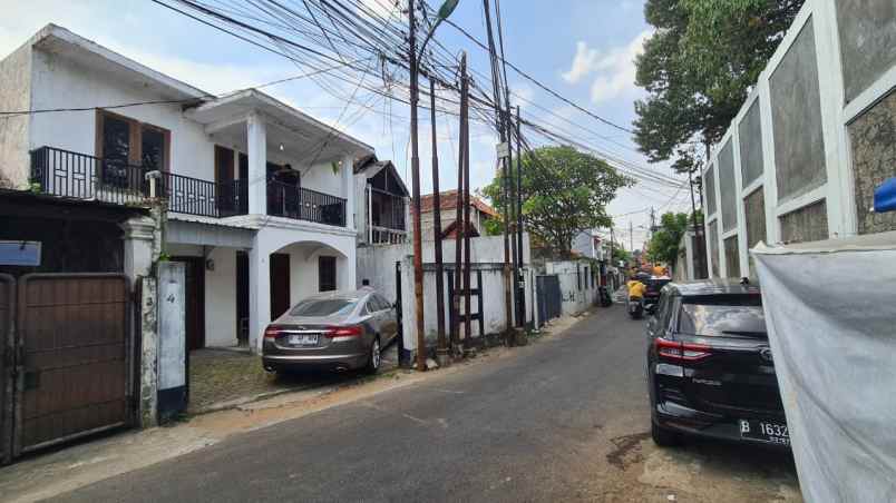 dijual rumah jl kramat batu