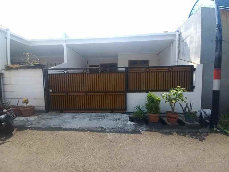 dijual rumah jl lingkar duren sawit