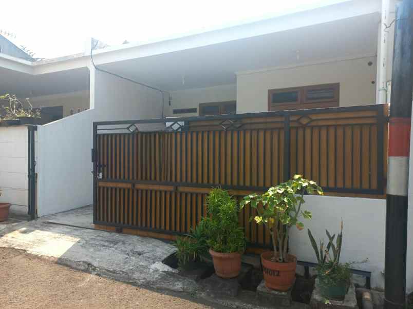 dijual rumah jl lingkar duren sawit