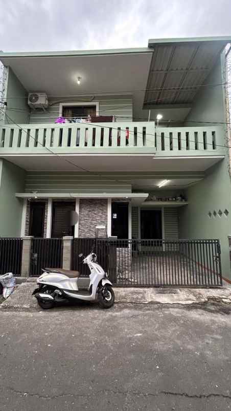 dijual rumah jl merkuri tata surya