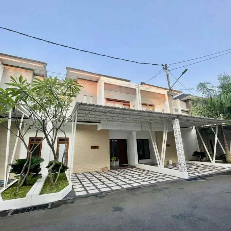 dijual rumah jl moh kahfi 1 ciganjur