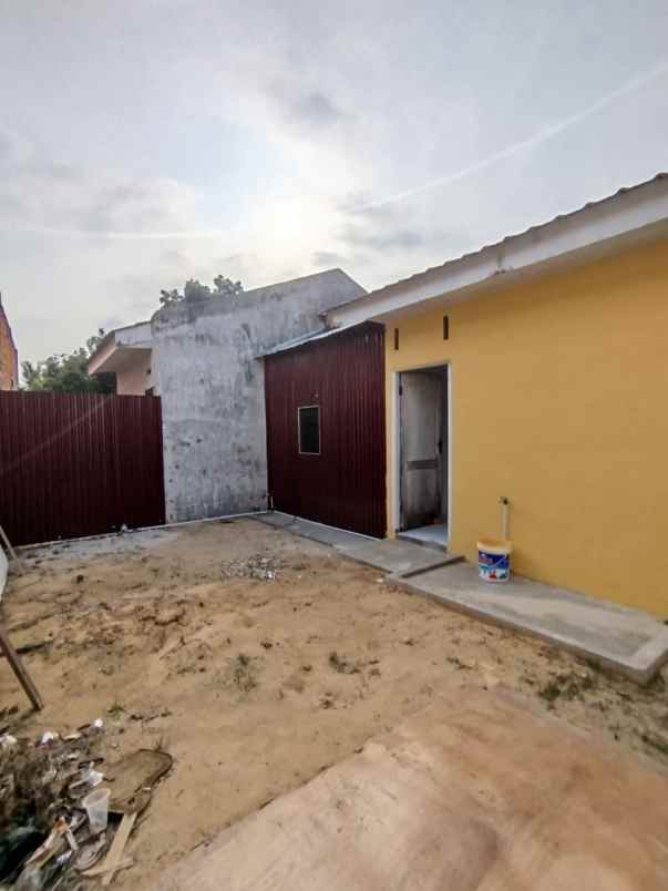 dijual rumah jl naga sakti