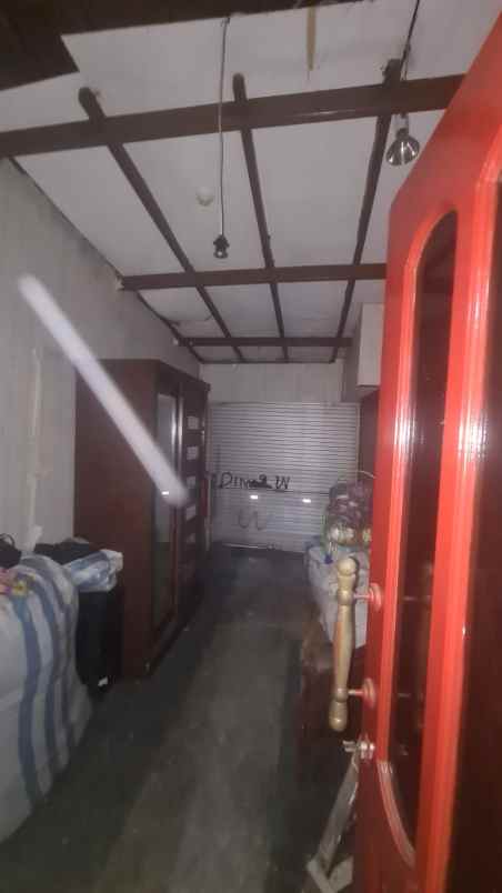 dijual rumah jl pulogebang cakung