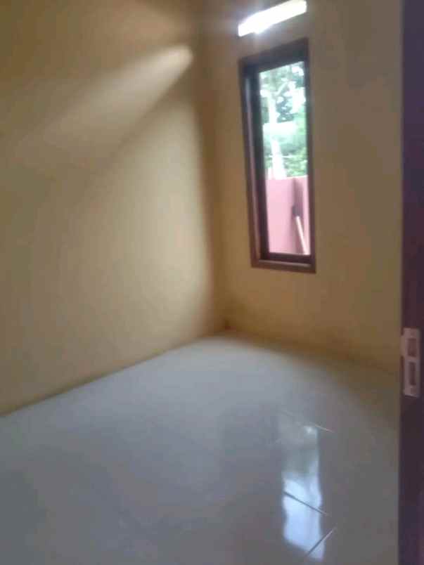 dijual rumah jl raya citayam depok