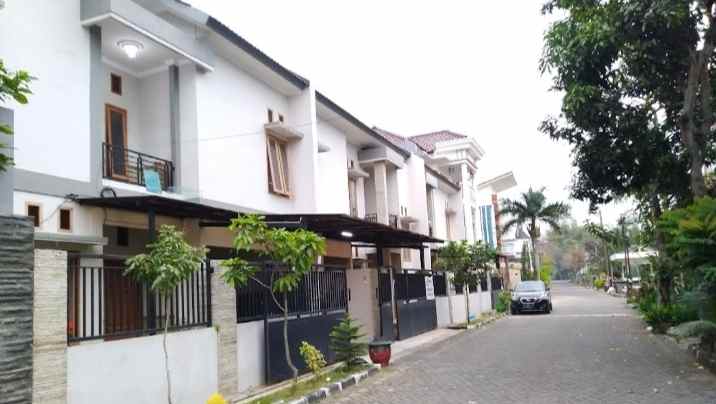 dijual rumah jl raya klampok singosari