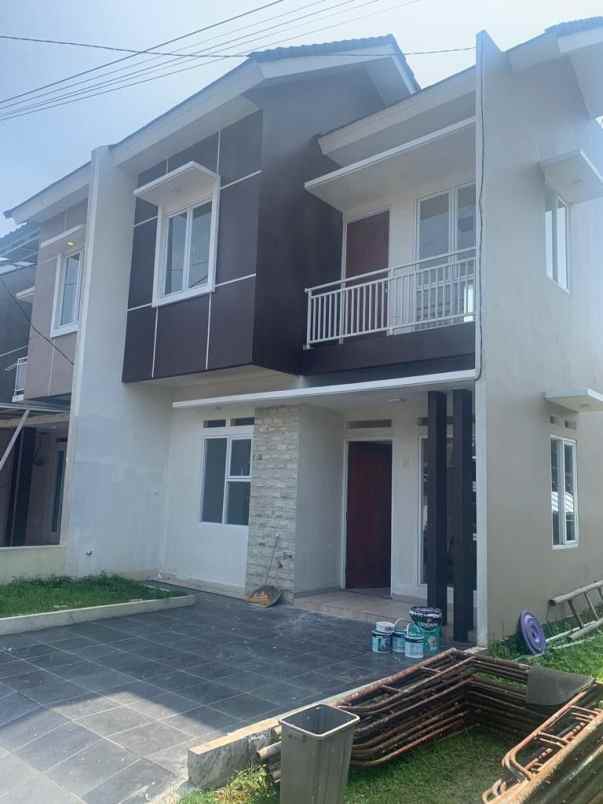 dijual rumah jl roda pembangunan