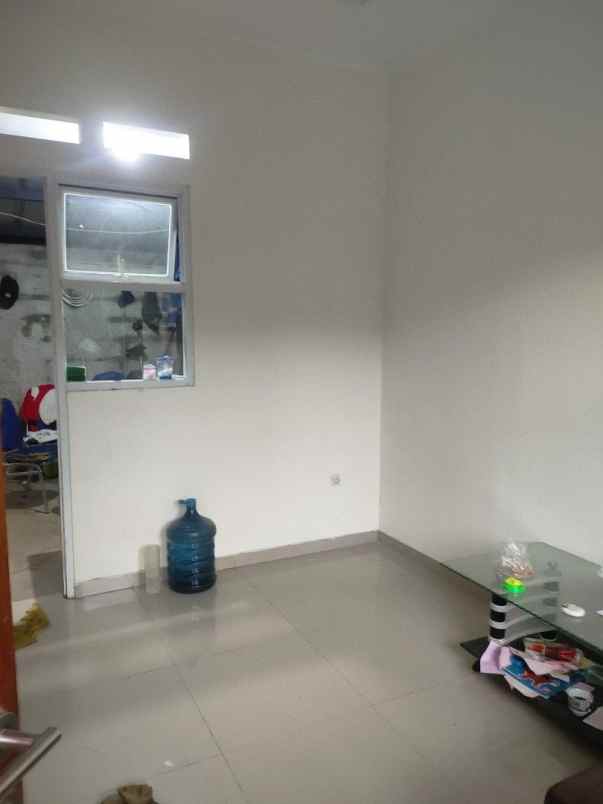 dijual rumah jl roda pembangunan