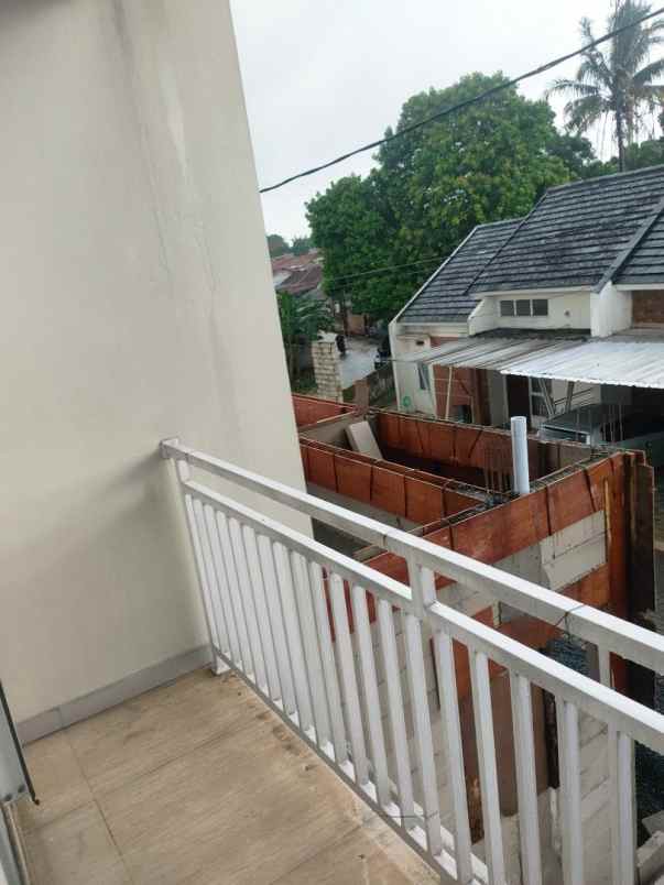 dijual rumah jl roda pembangunan