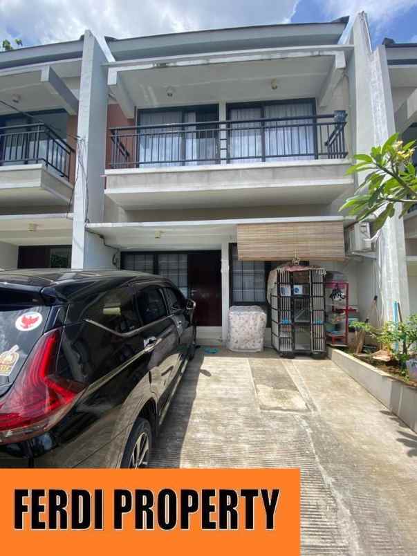 dijual rumah jl saleh