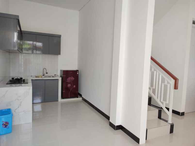 dijual rumah jl sam ratulangi klitik