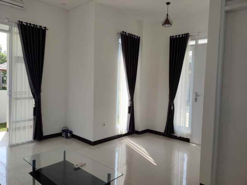 dijual rumah jl sam ratulangi klitik