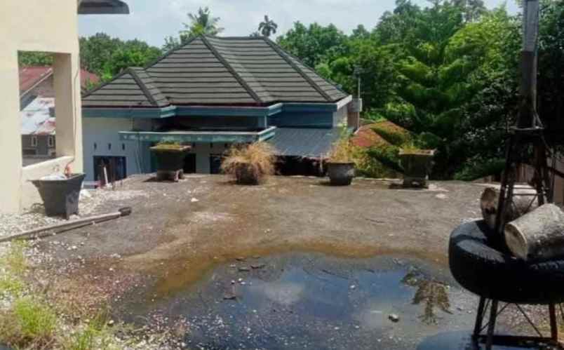 dijual rumah jl serasi delima