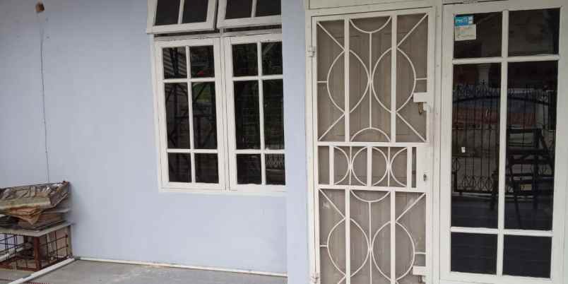 dijual rumah jl soekarno hatta perum