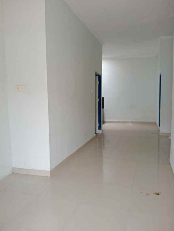 dijual rumah jl suntai