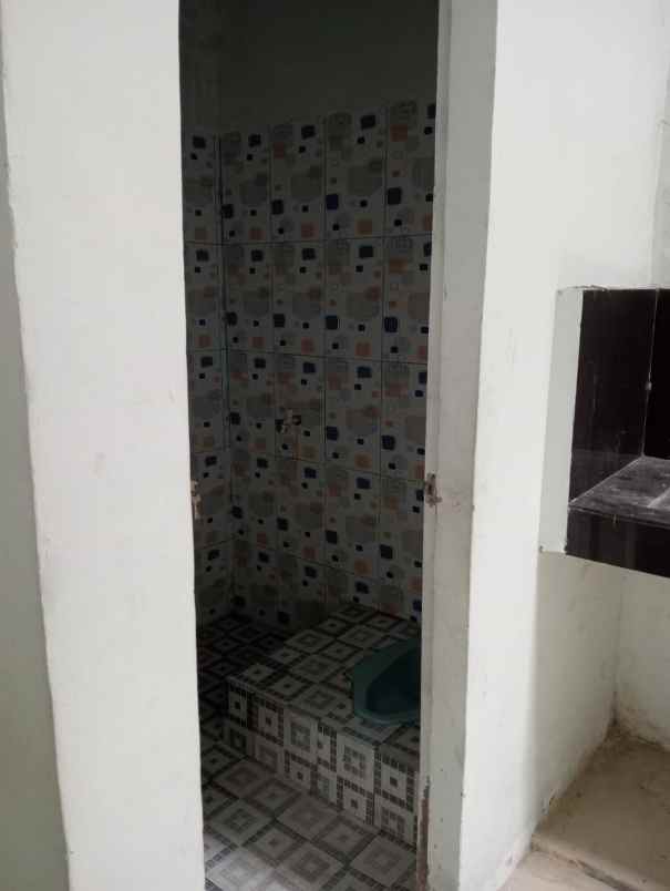 dijual rumah jl suntai