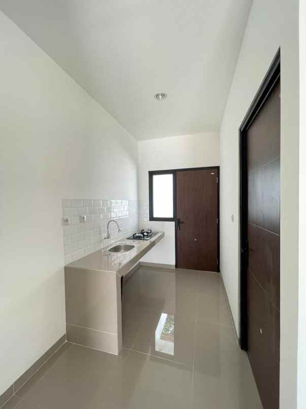 dijual rumah jl wibawa mukti jati asih