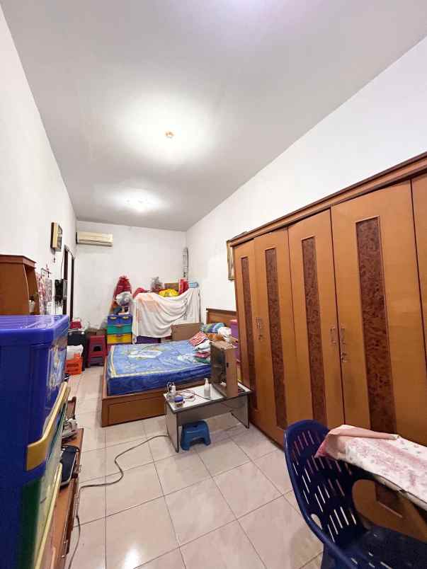 dijual rumah jln suluh medan