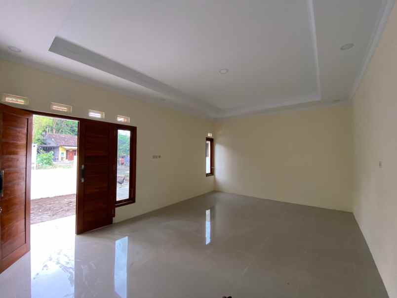 dijual rumah jomblang sendangadi mlati