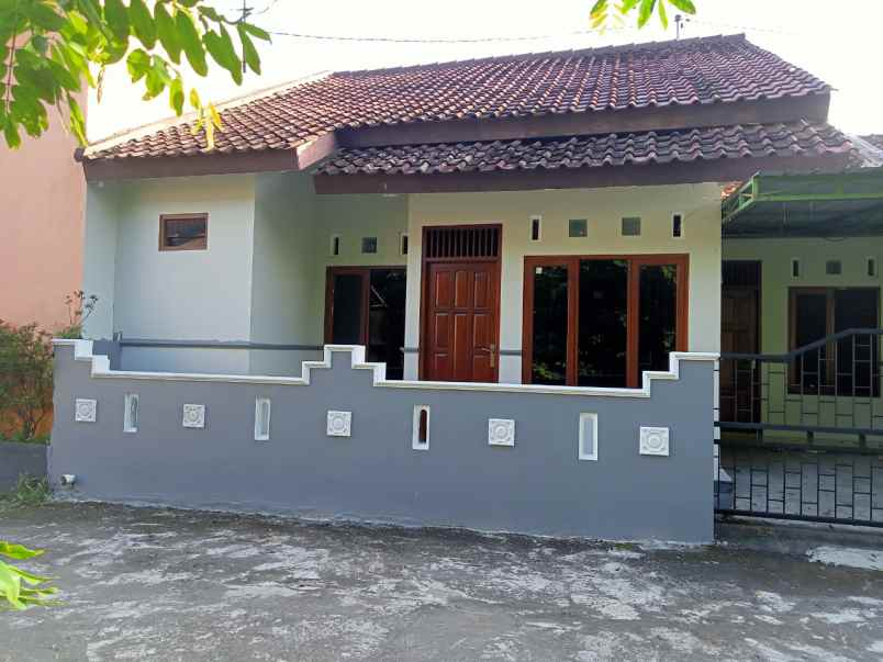 dijual rumah kalasan sleman