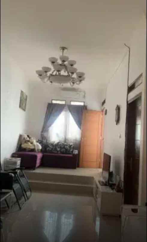 dijual rumah kalibata jakarta selatan 2 lantai nego