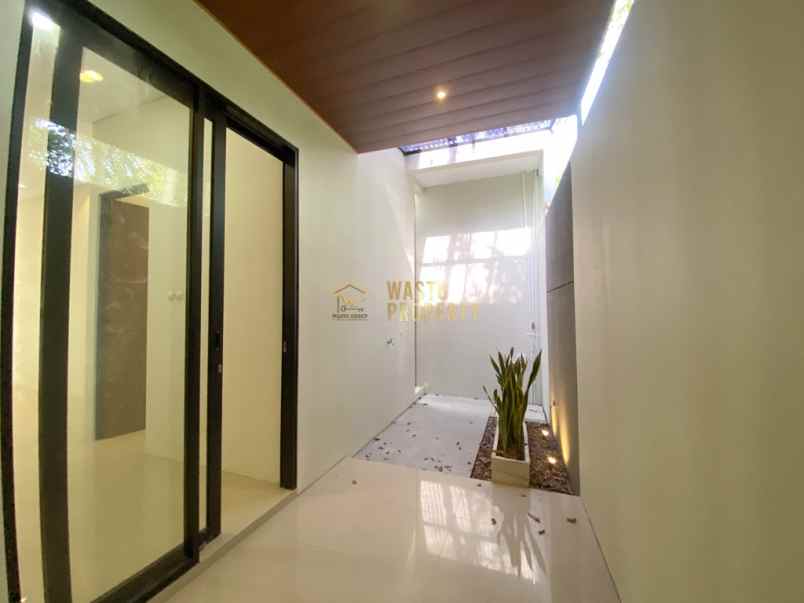 dijual rumah kampus ugm sleman