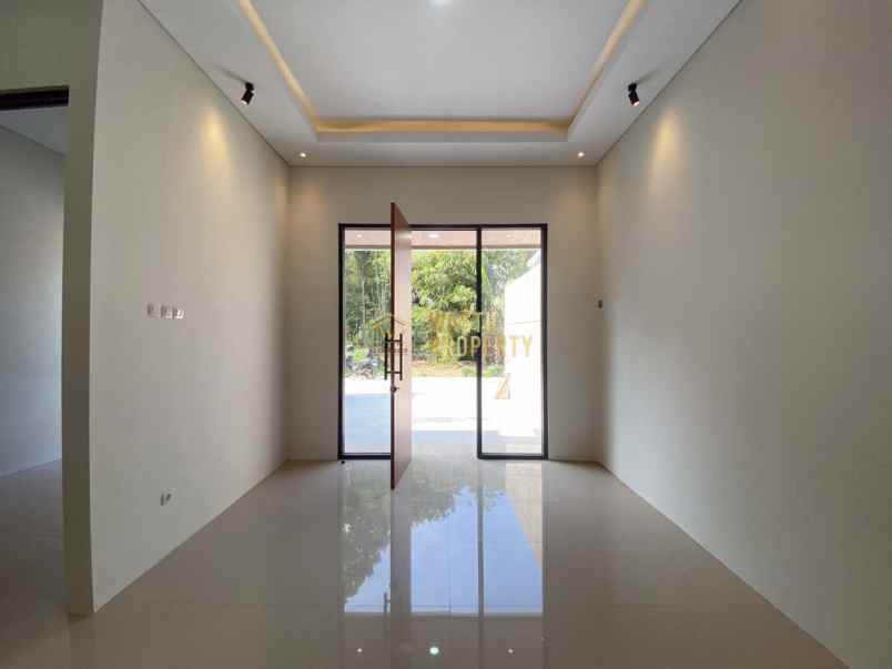 dijual rumah kampus ugm sleman