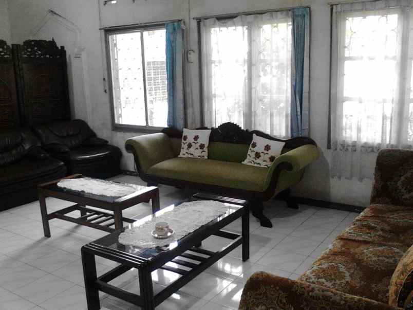 dijual rumah karang menjangan