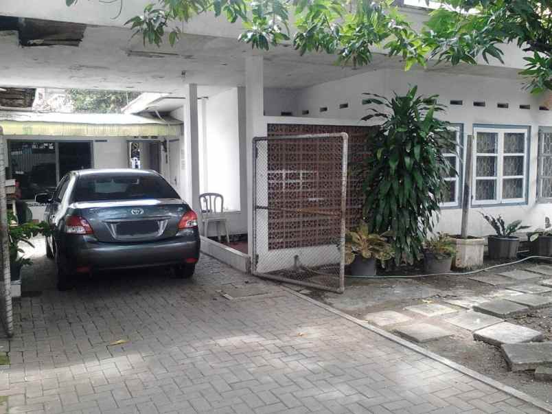 dijual rumah karang menjangan