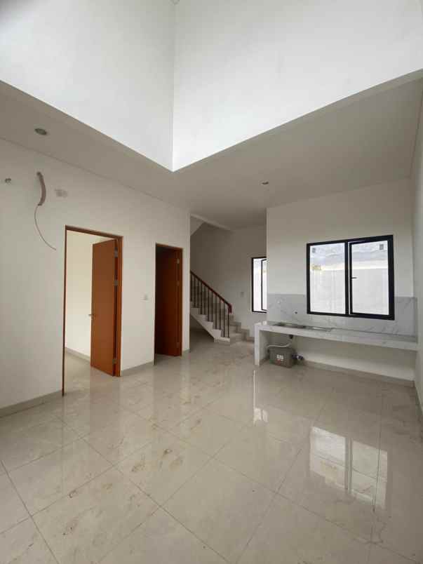 dijual rumah karanggan cibinong bogor