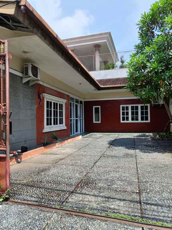 dijual rumah kayu putih pulo gadung