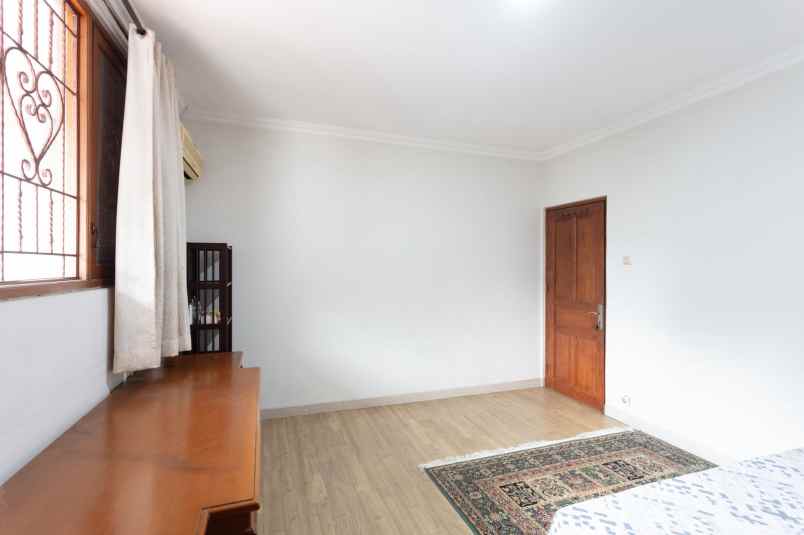 dijual rumah kebayoran baru jakarta selatan