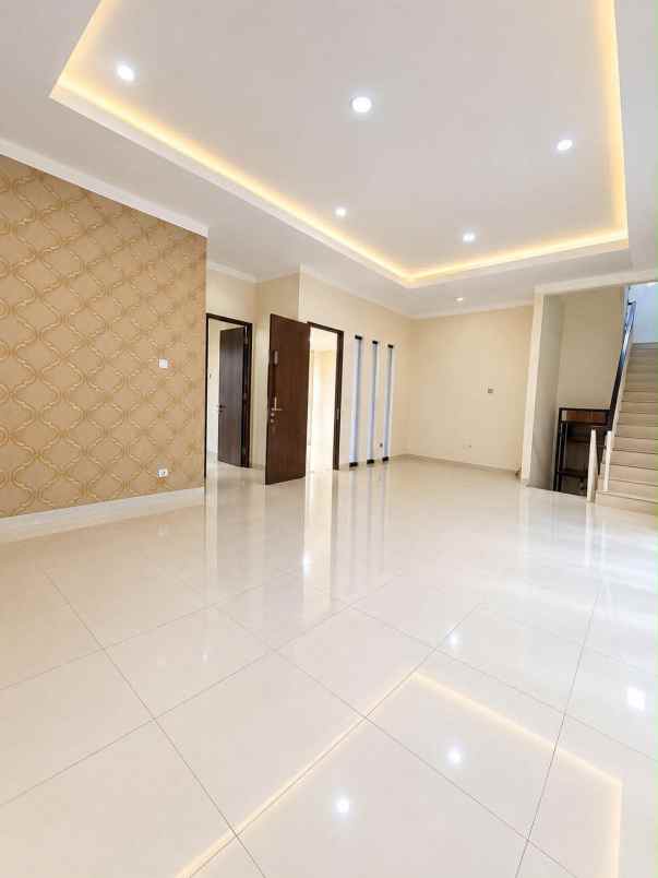 dijual rumah kebayoran bintaro