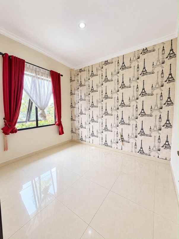 dijual rumah kebayoran bintaro