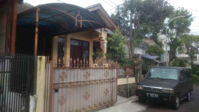 dijual rumah kec cimahi utara