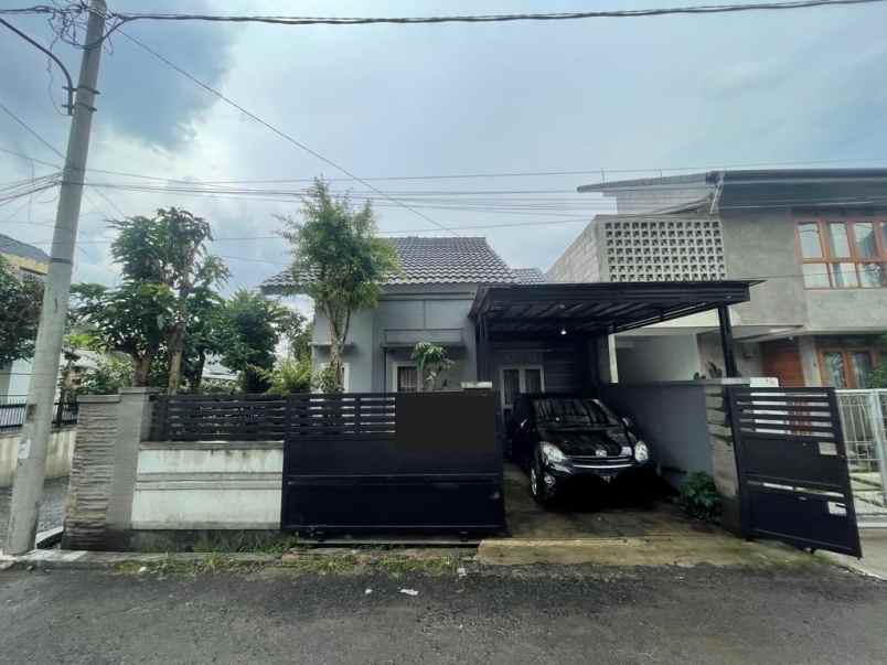 dijual rumah kec parongpong