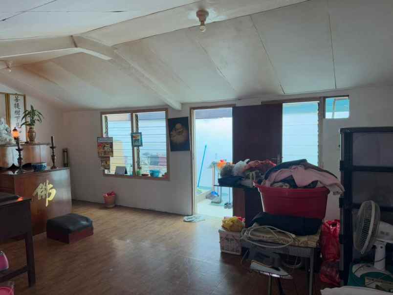 dijual rumah kelapa cengkir kelapa