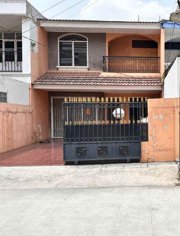 dijual rumah kelapa gading