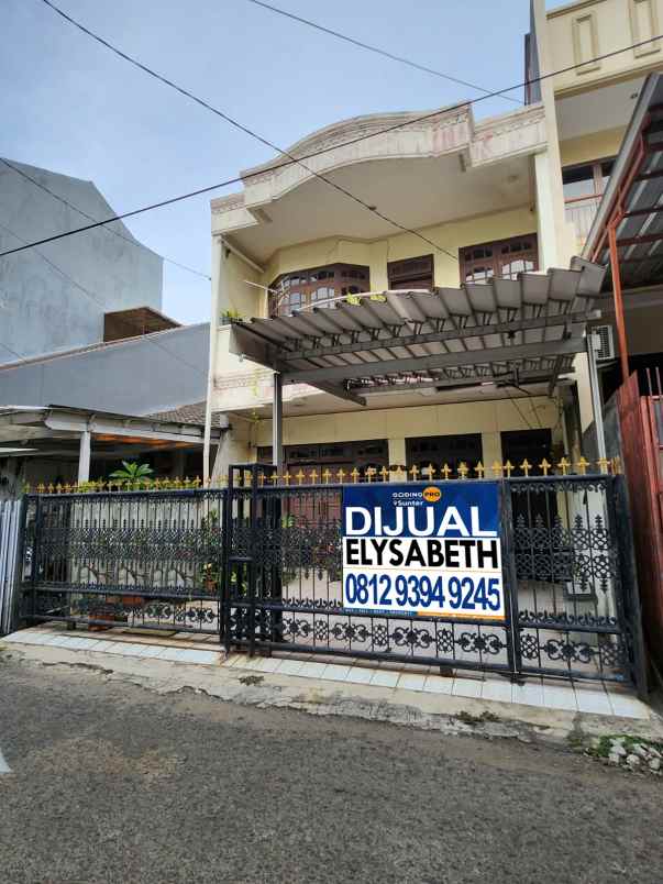 dijual rumah kelapa gading