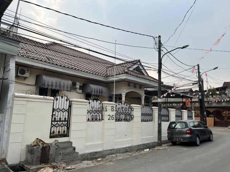 dijual rumah klender