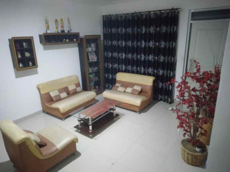 dijual rumah kolonel masturi