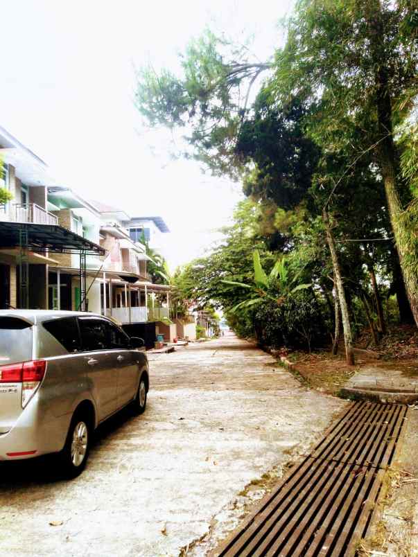 dijual rumah kolonel masturi