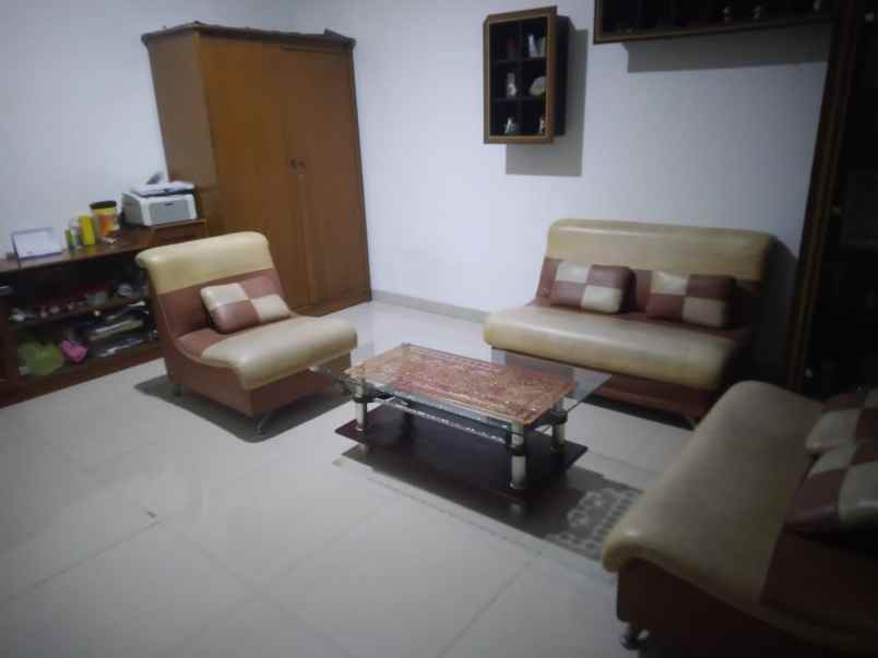 dijual rumah kolonel masturi