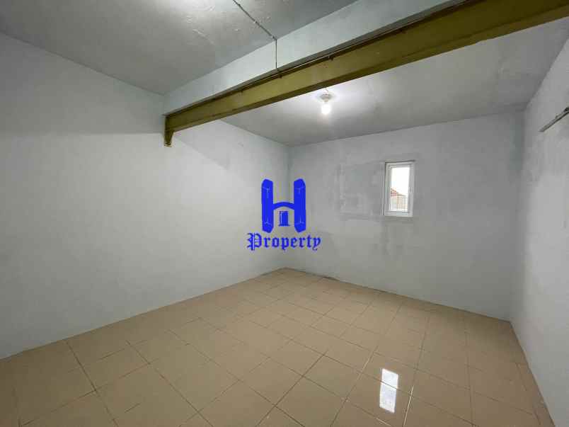 dijual rumah komplek cemara hijau