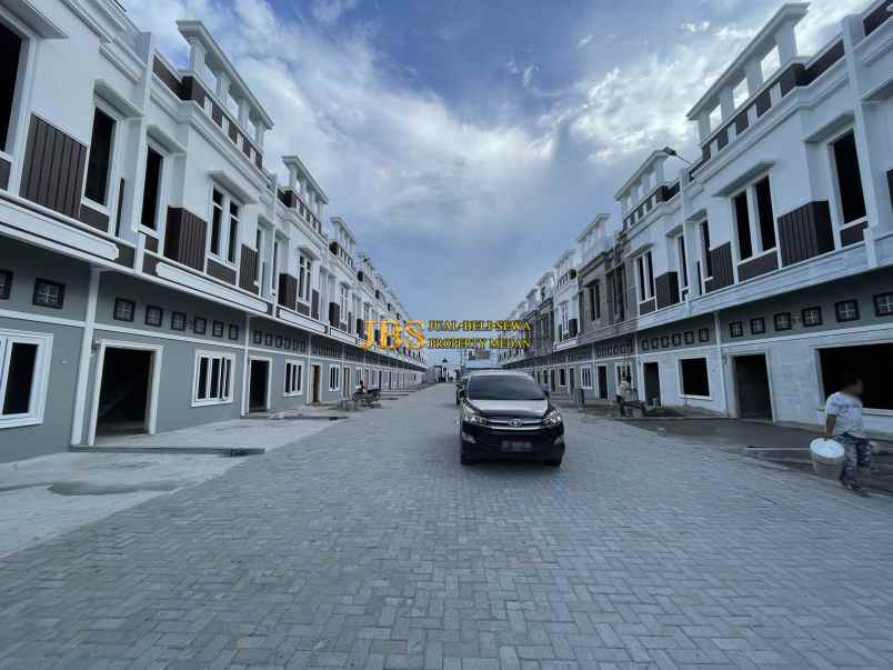 dijual rumah komplek mentari somerset