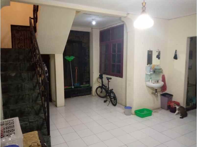 dijual rumah komplek pamulang estate