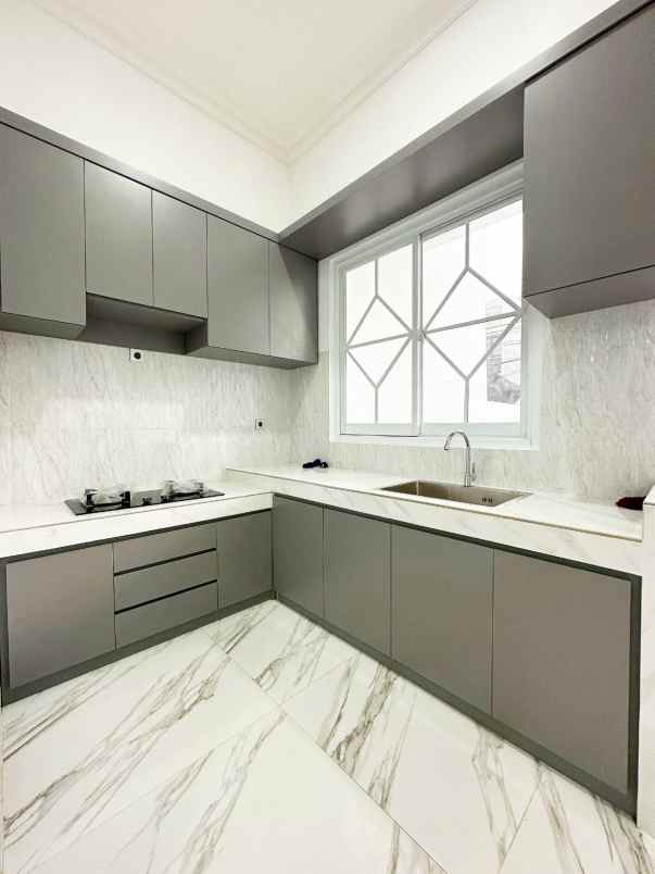 dijual rumah komplek ptb duren sawit